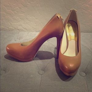 Michael Kors Hamilton Pump